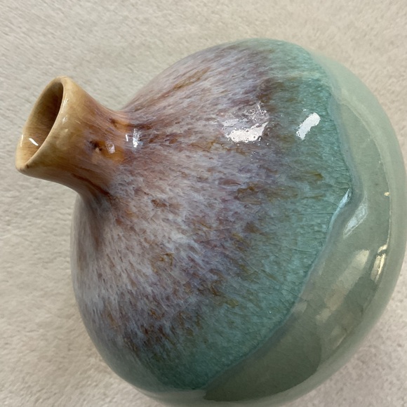 Vintage Thai Studio Pottery Vase | Celadon Glaze | Seafoam Green | 5” - Picture 6 of 11